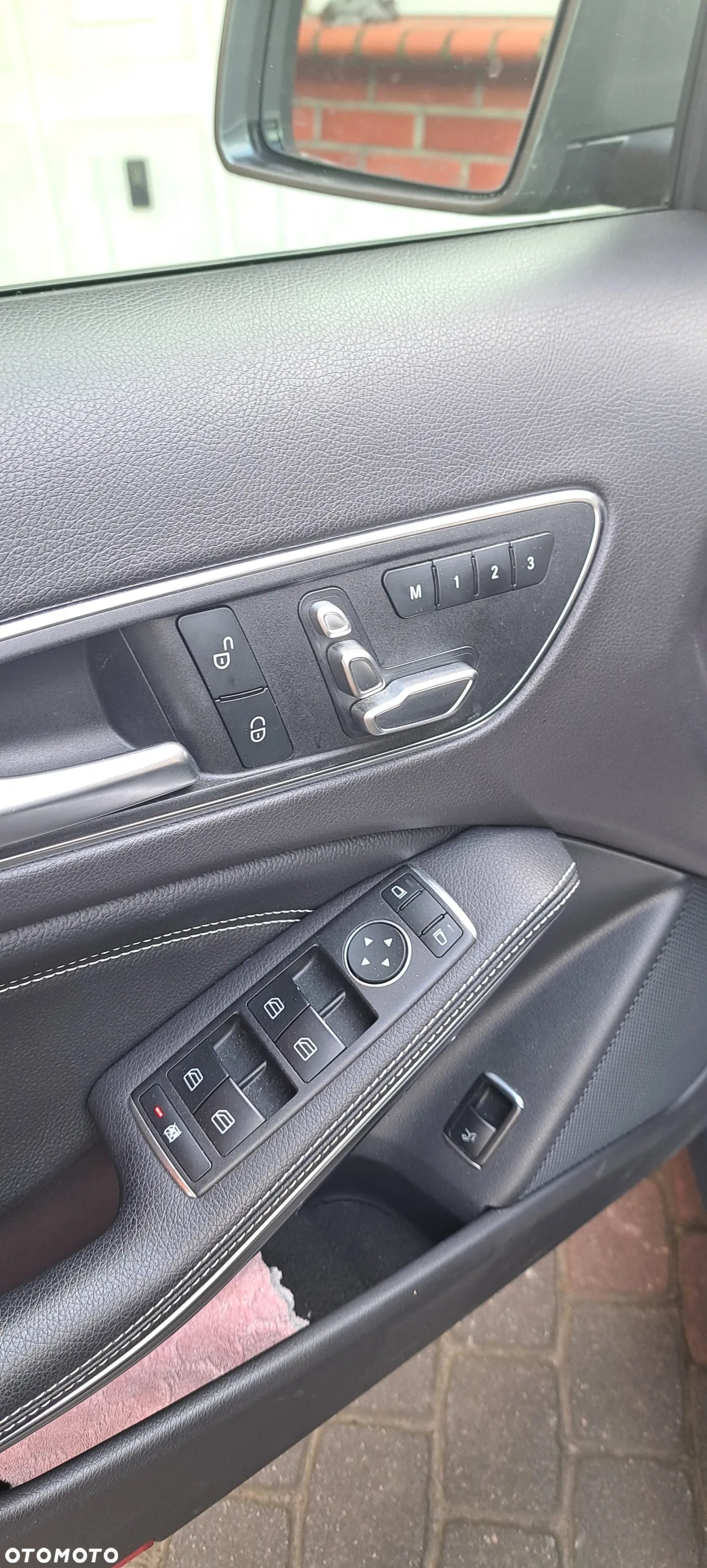 Mercedes-Benz GLA 250 7G-DCT - 27