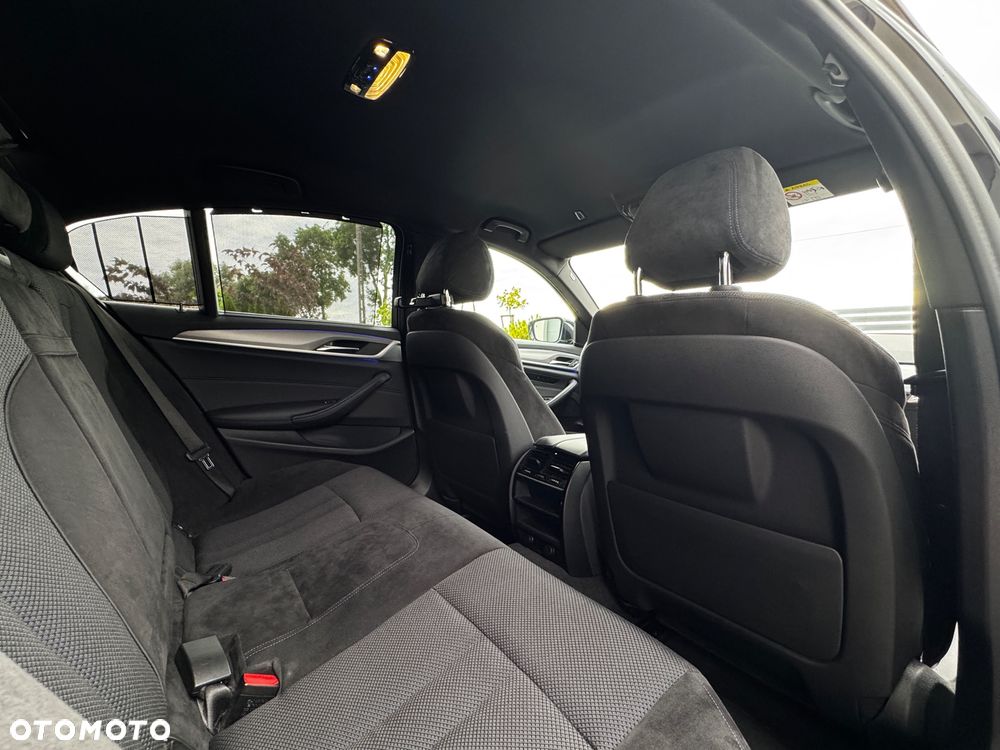 BMW Seria 5 520d xDrive M Sport sport - 4