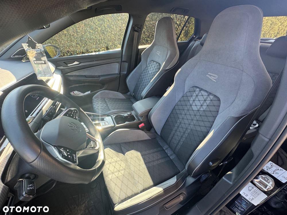 Volkswagen Golf 1.5 eTSI mHEV R-Line DSG - 18