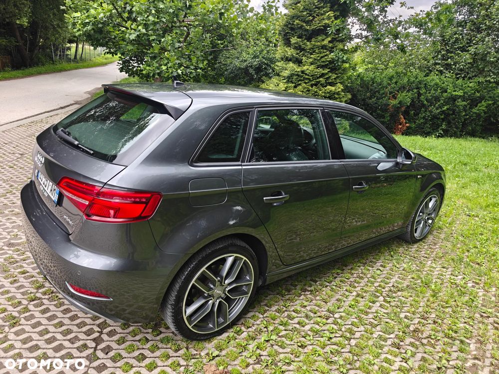 Audi A3 Sportback 1.4 TFSI e-tron Sport S tronic - 18
