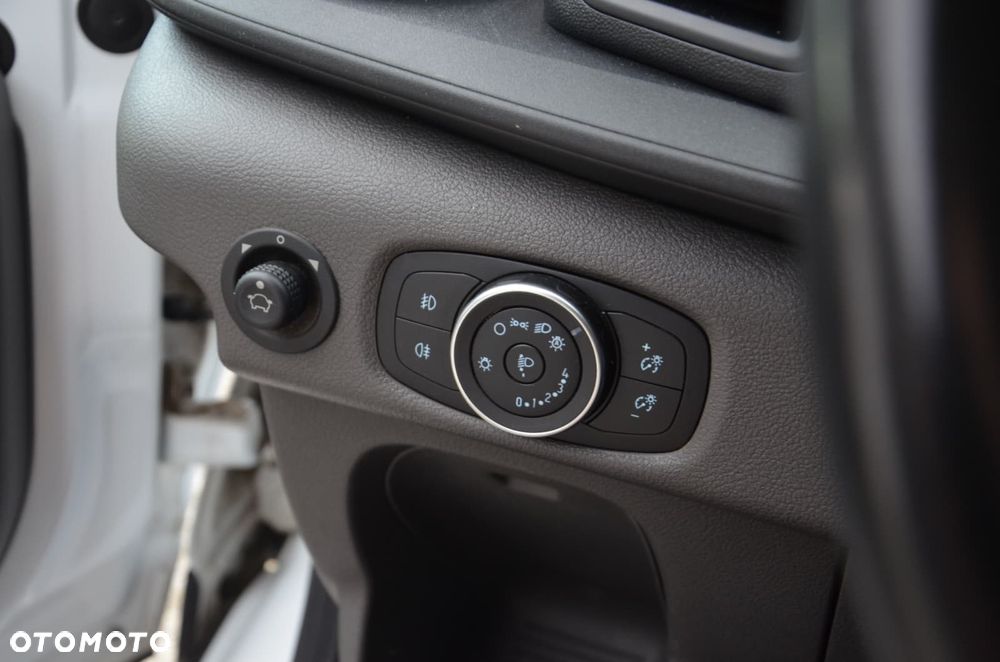 Ford TRANSIT - 26