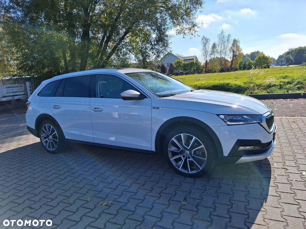 Skoda Octavia 2.0 TDI DSG 4x4 Scout - 8