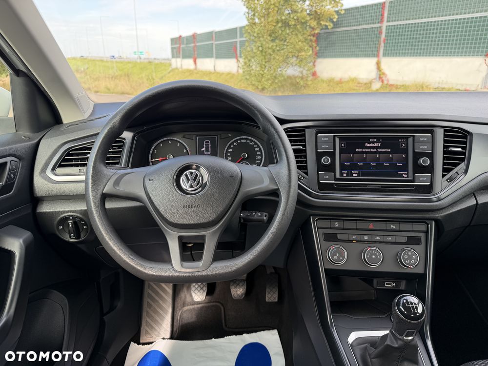 Volkswagen T-Roc - 17