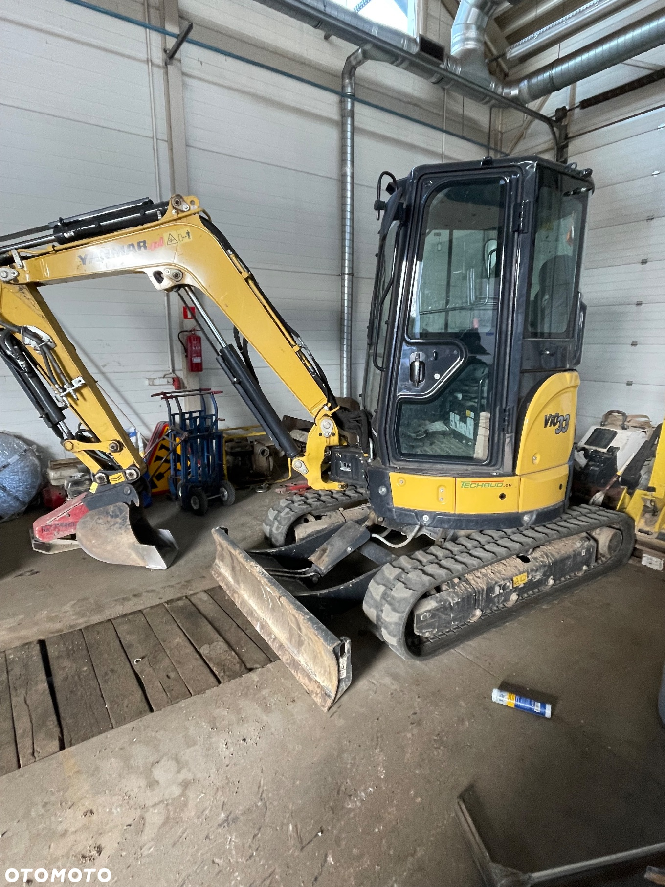 Yanmar ViO33 - 2
