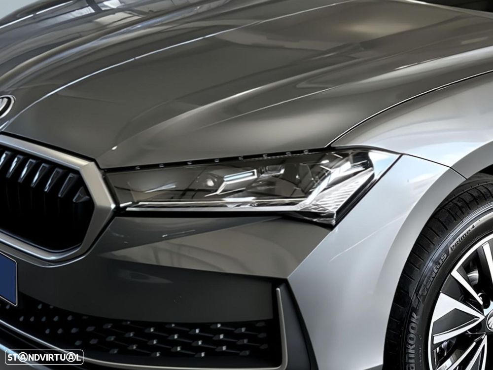 Skoda Superb 2025 photo 4