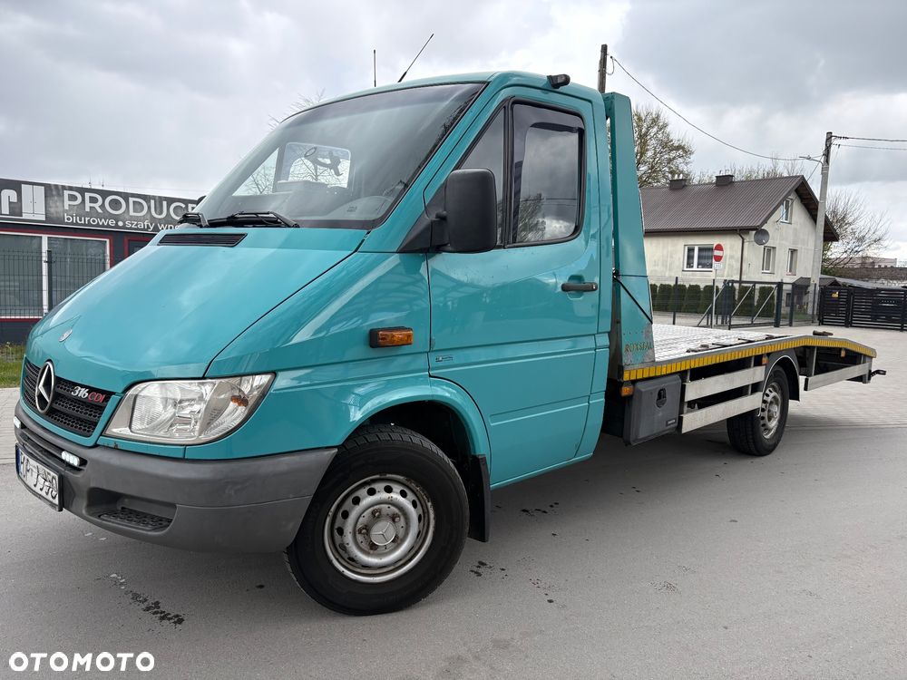 Mercedes-Benz Sprinter - 4