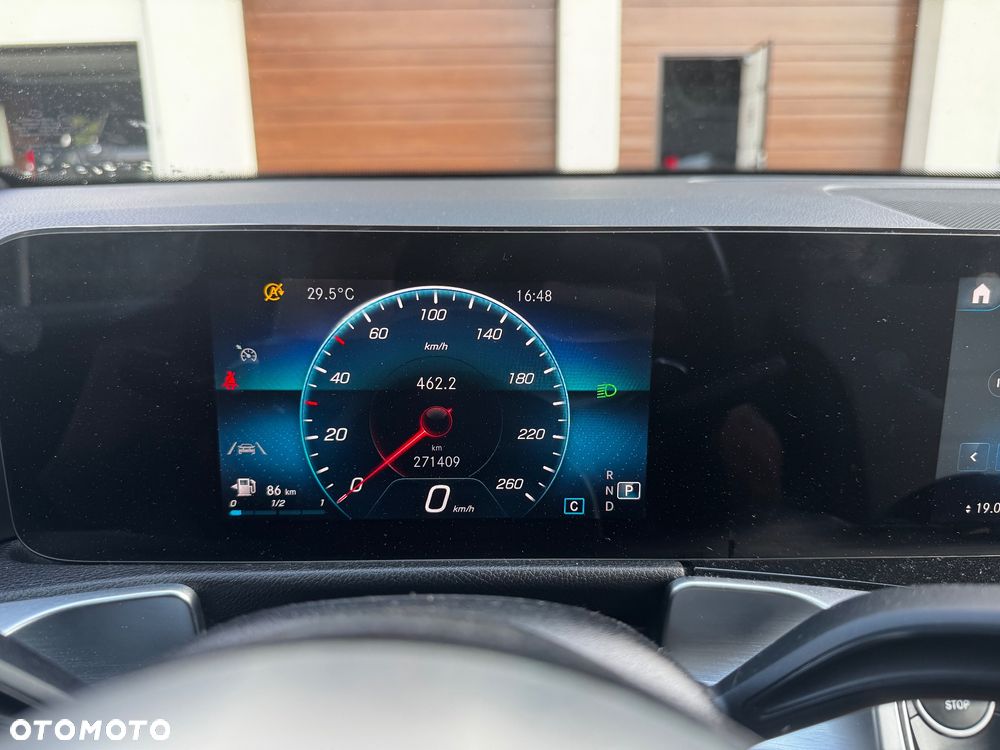 Mercedes-Benz GLB 220 d 4-Matic AMG Line 8G-DCT - 18