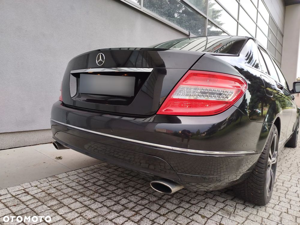 Mercedes-Benz Klasa C 350 7G-TRONIC Avantgarde - 38