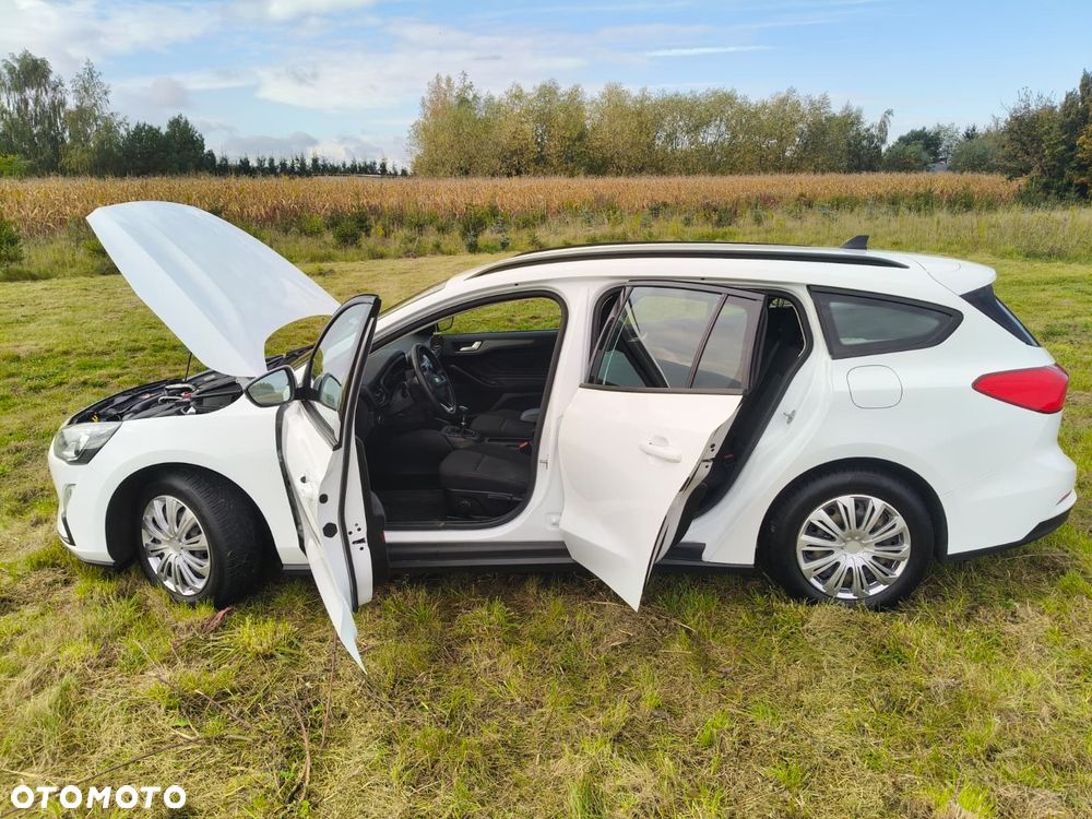 Ford Focus - 23
