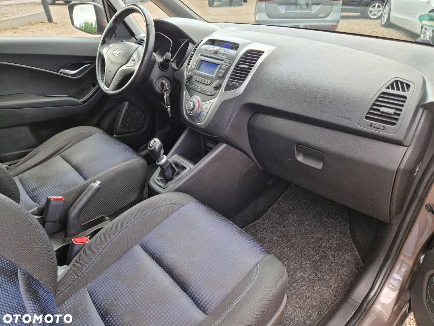 Hyundai ix20 1.4 blue Comfort - 17