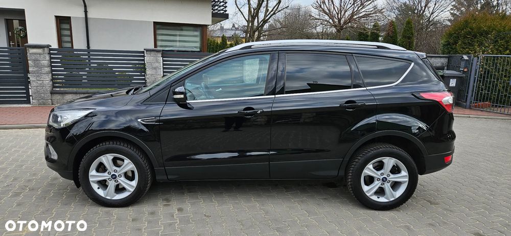 Ford Kuga 1.5 EcoBoost 2x4 Business Edition - 3