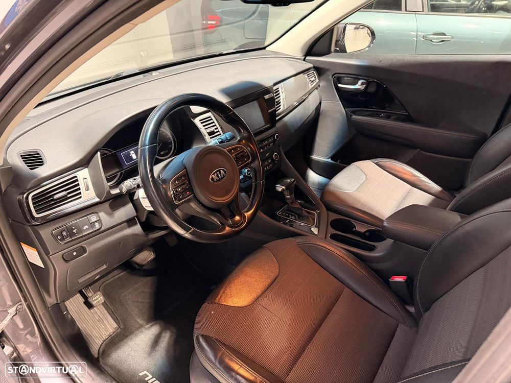 Kia Niro 1.6 GDi HEV - 29