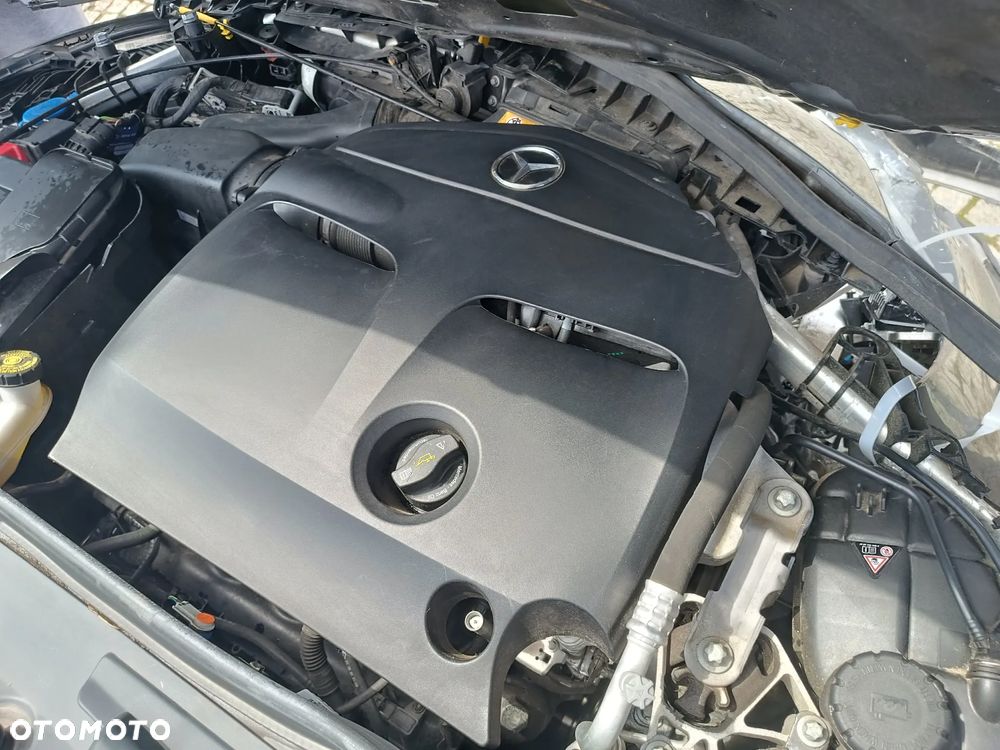 Mercedes-Benz CLA 180 7G-DCT UrbanStyle Edition - 16