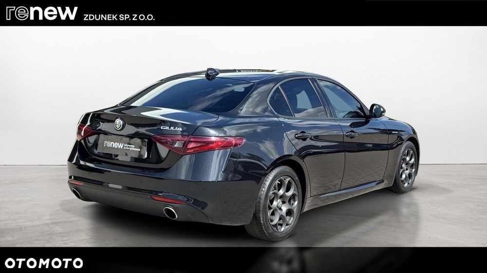 Alfa Romeo Giulia 2.0 Turbo - 5