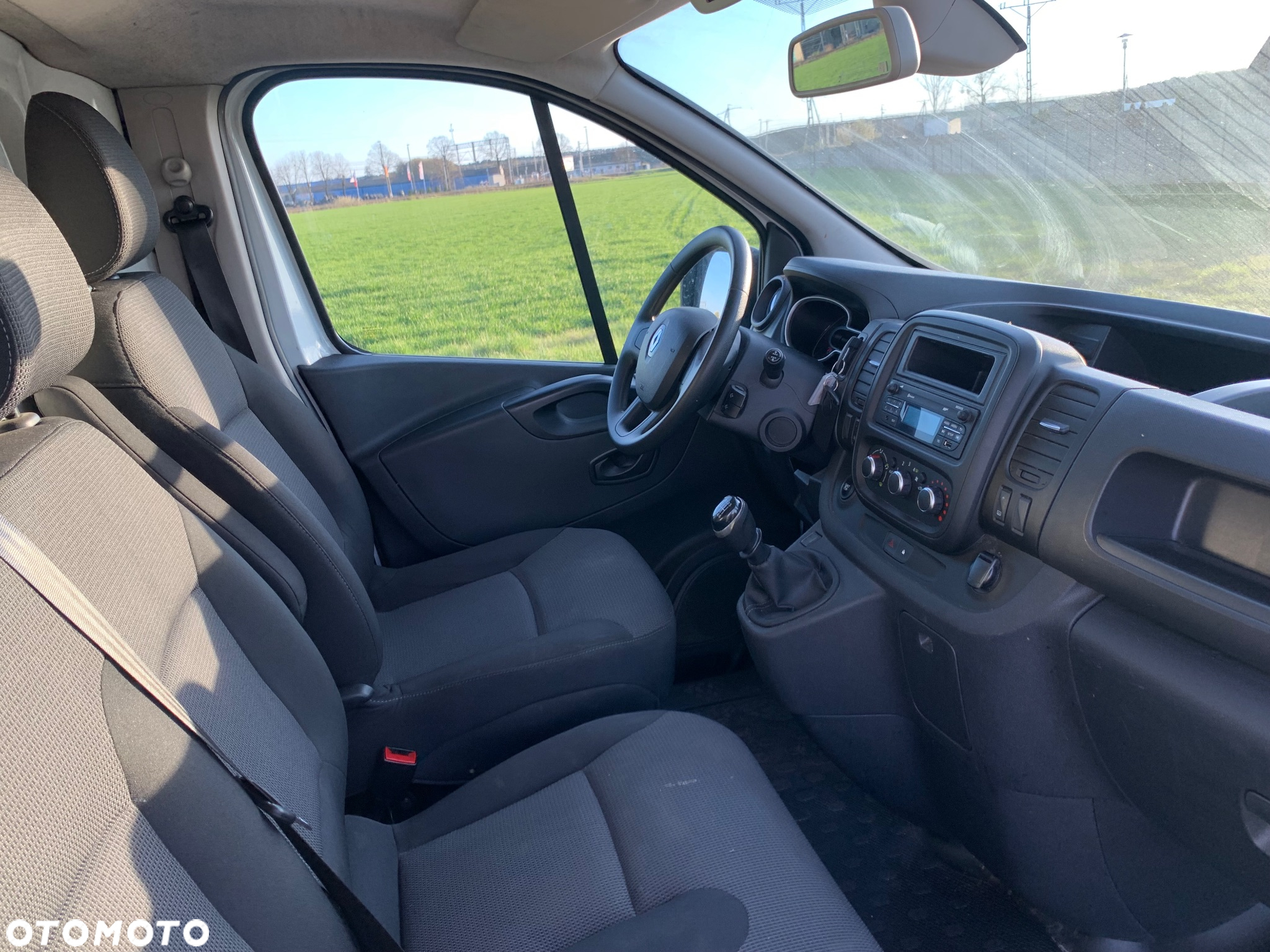 Renault Trafic - 14