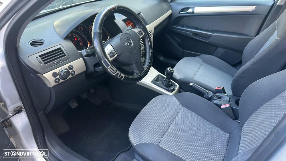 Opel Astra 1.3 CDTI Enjoy EcoFLEX - 11