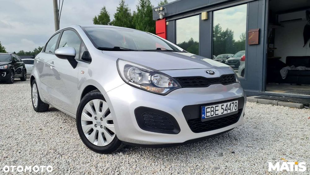 Kia Rio - 4