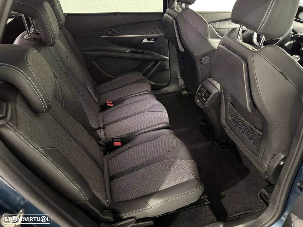 Peugeot 5008 1.2 PureTech Allure — fotografia 6