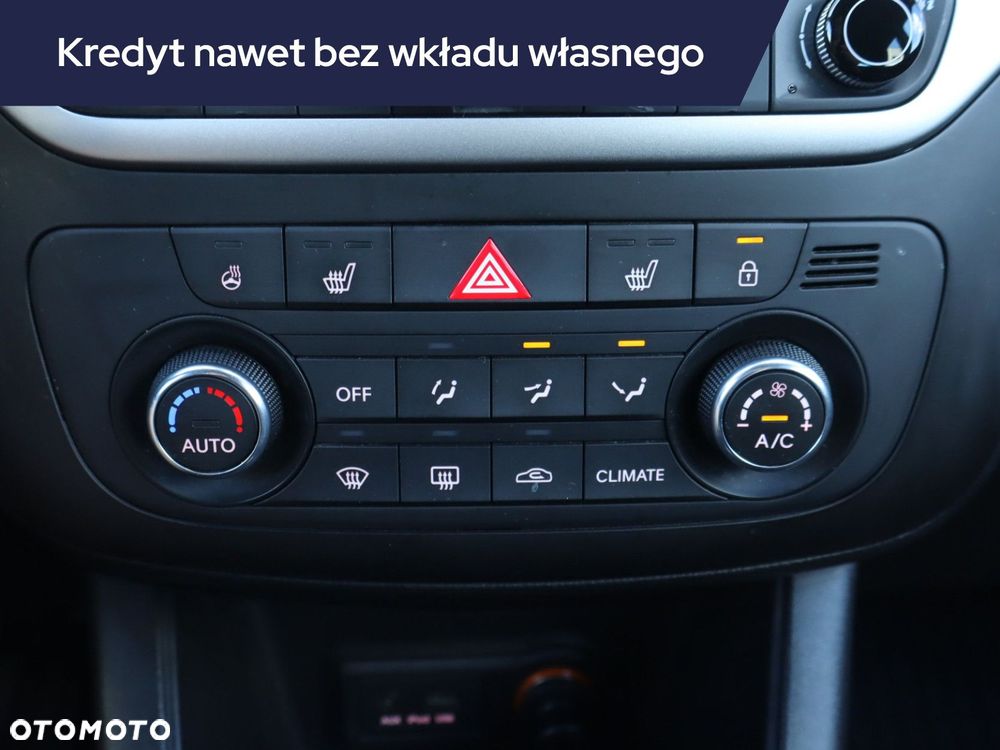 Kia Venga - 15