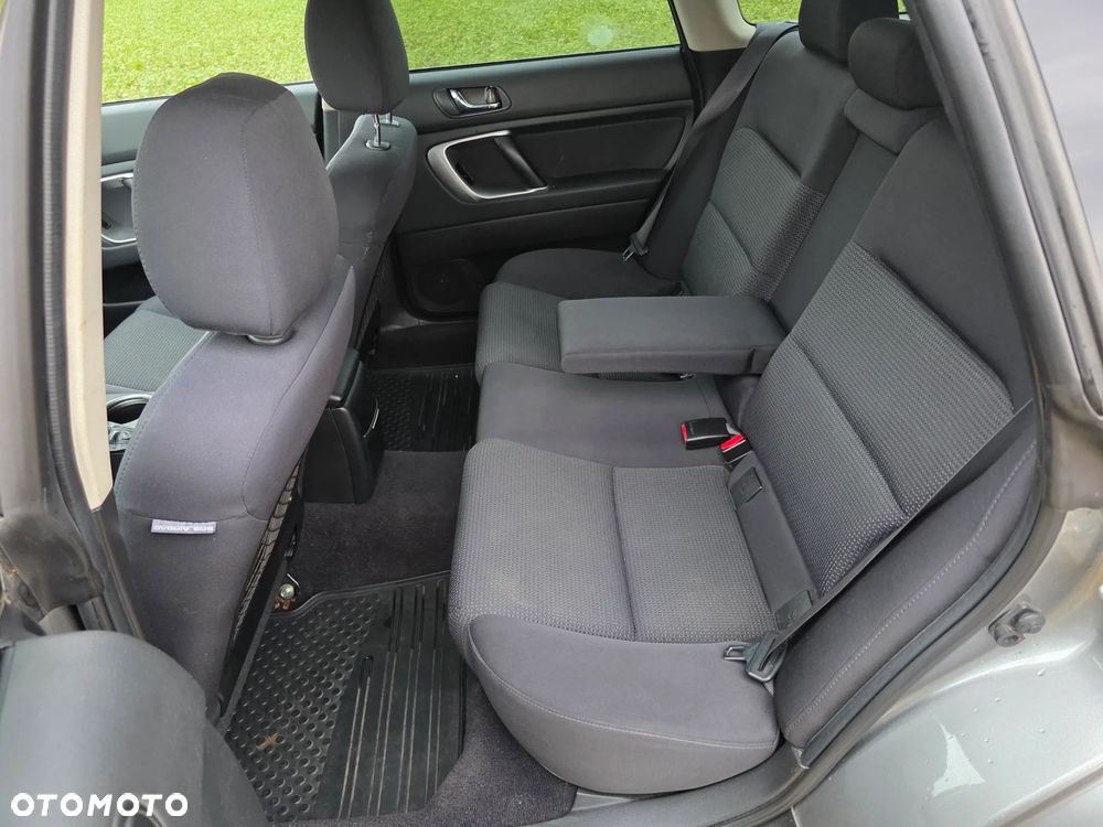 Subaru Outback - 14