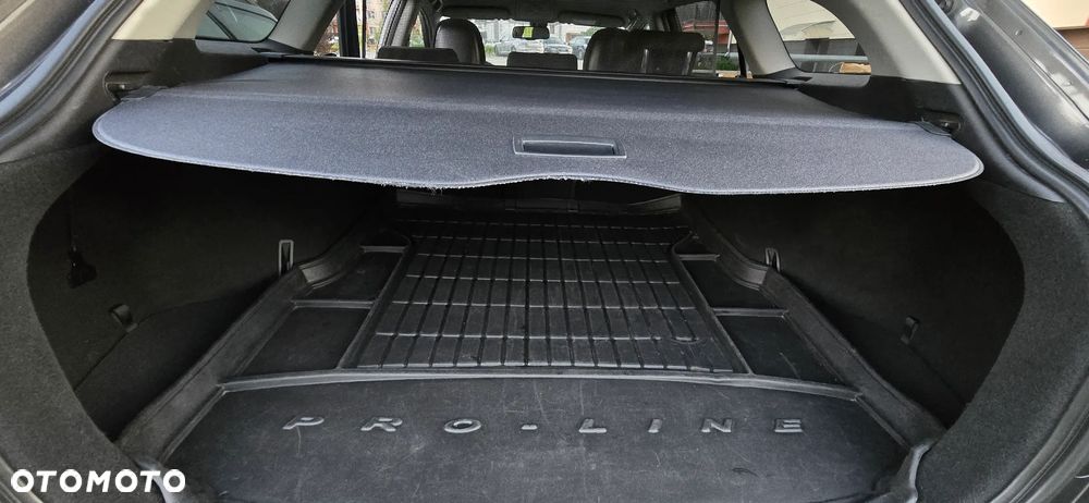 Toyota Avensis 2.0 D-4D - 21