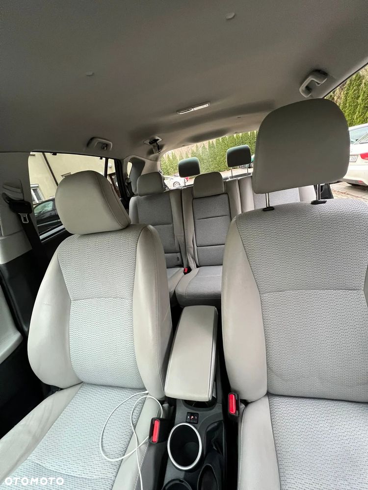 Toyota Verso 1.8 Premium 7os MS - 14