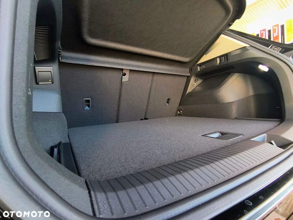 Volkswagen Tiguan - 34