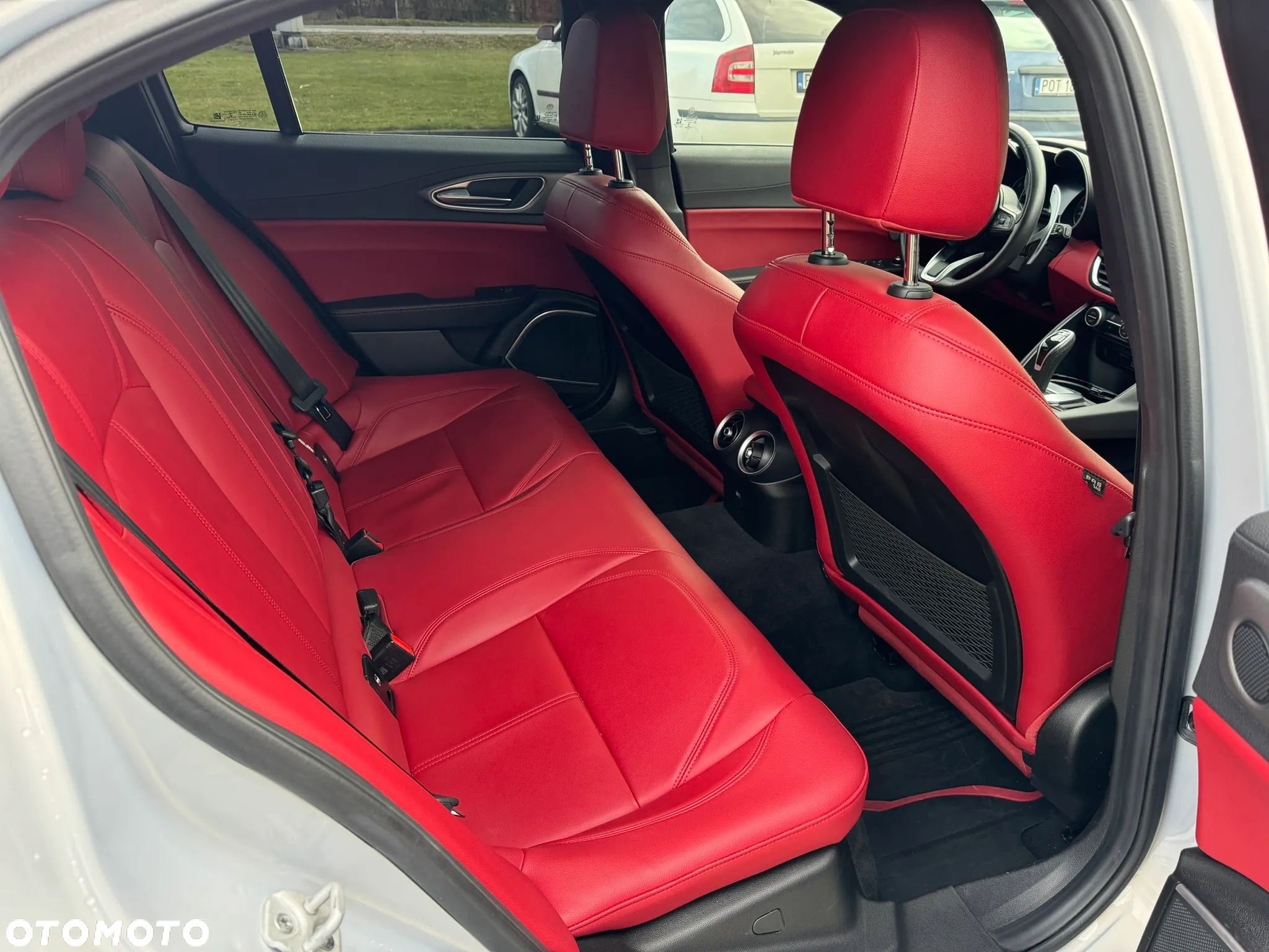 Alfa Romeo Giulia 2.0 Turbo 16V AT8 Veloce - 18