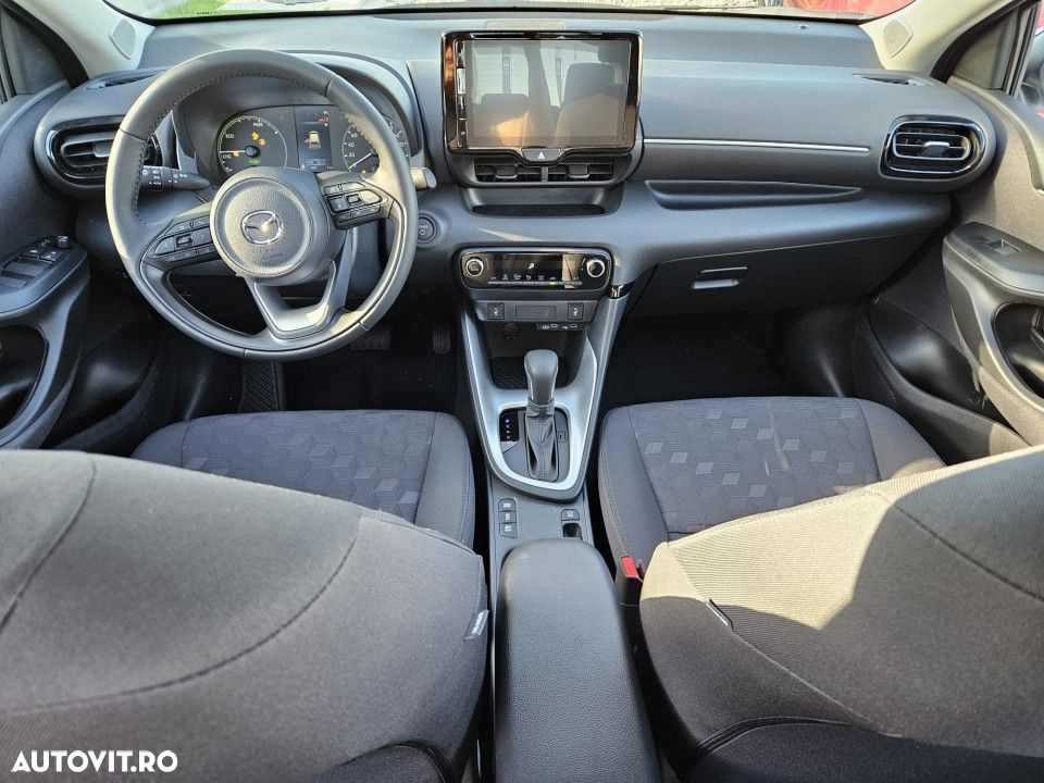 Mazda 2 - 7