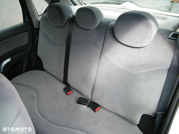 Komplet fotele przód kanapa tył Citroen C3 I 5D
