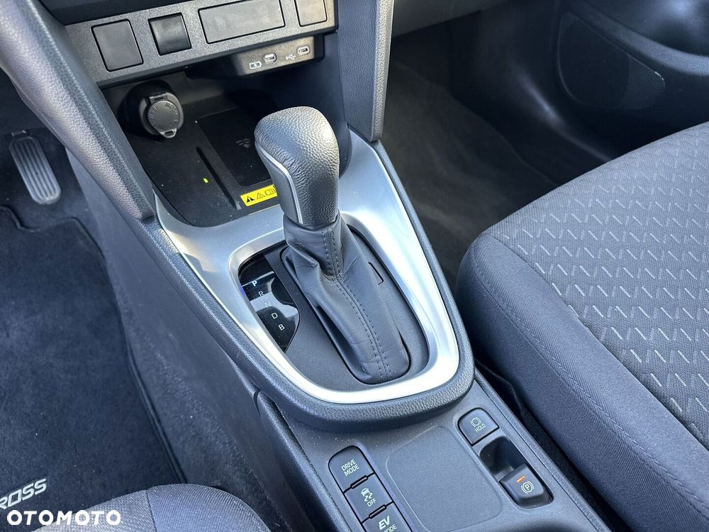 Toyota Yaris Cross 2024