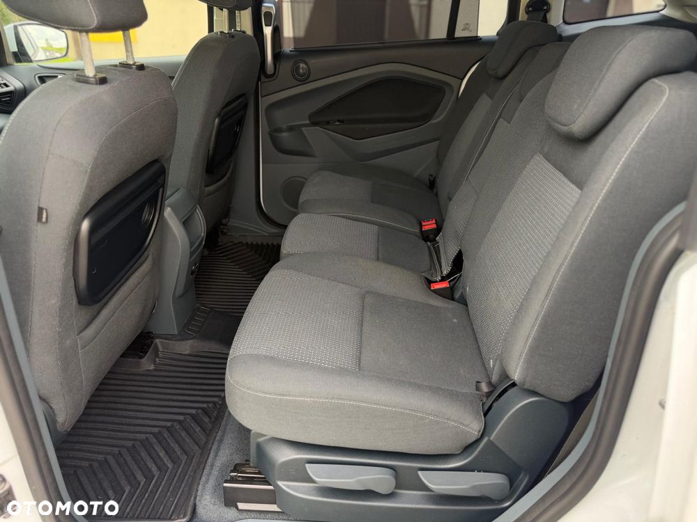 Ford C-MAX - 26