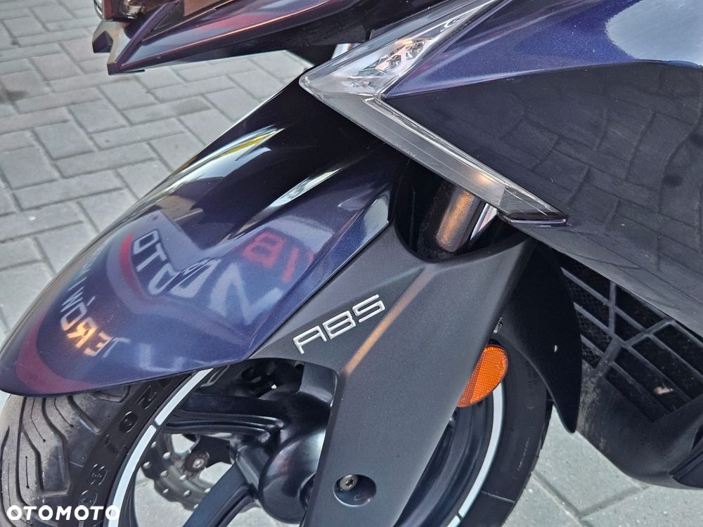 Kymco Downtown - 18
