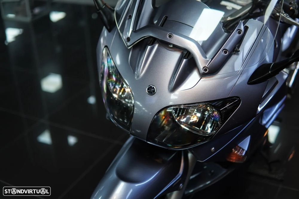 Yamaha FJR 1300 - 23