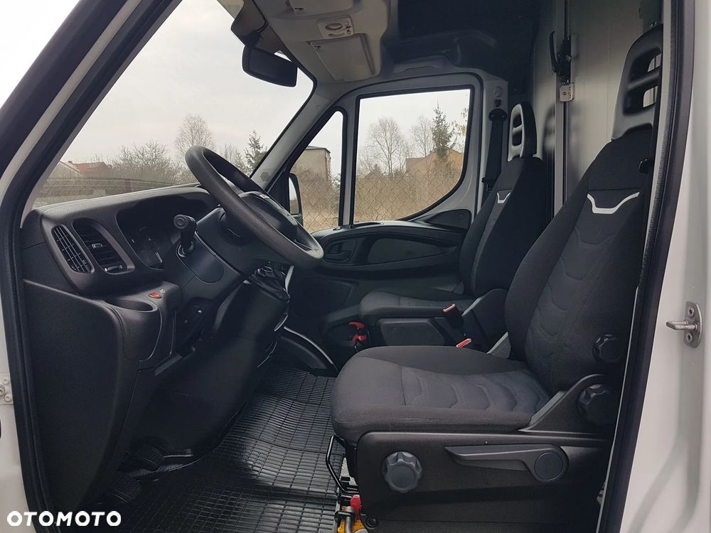 Iveco DAILY KONTENER NISKOPODŁOGOWY 4,43x2,23x2,42 SKLEP BAR FOODTRUCK KAMPER KLIMA - 21