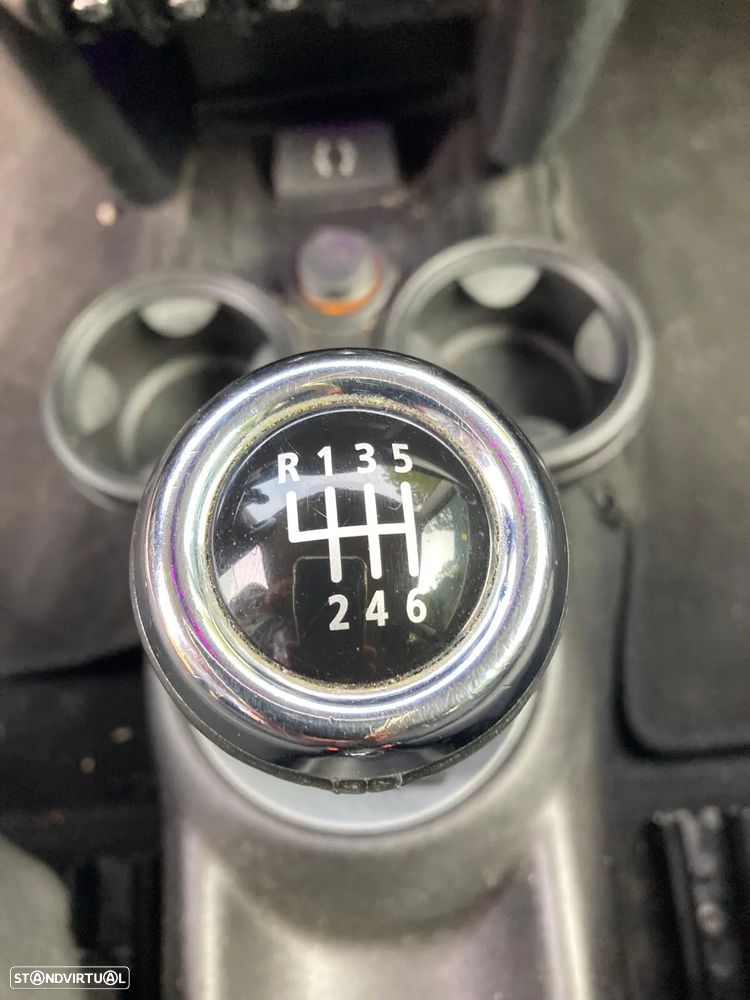 MINI 3 Portas One D - 6