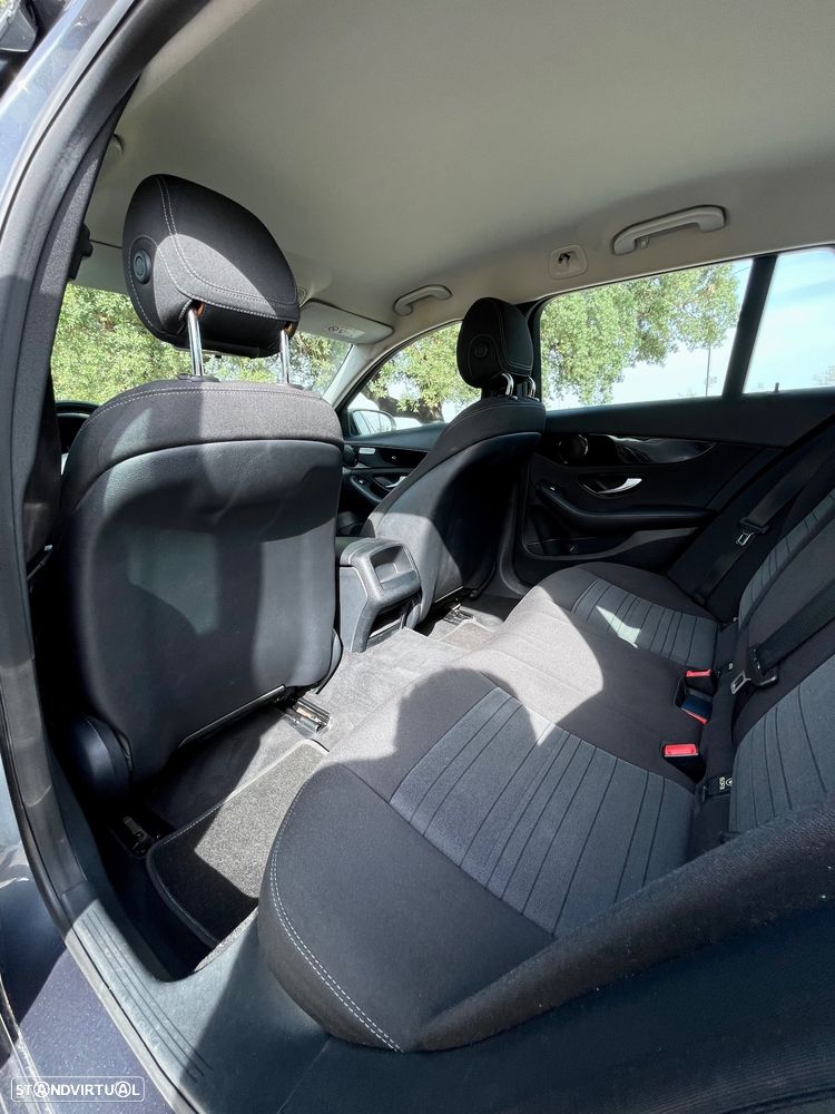 Mercedes-Benz C 200 d Avantgarde - 22