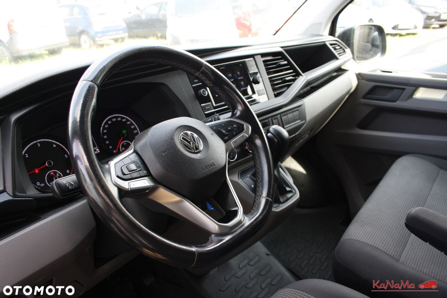 Volkswagen Transporter - 35
