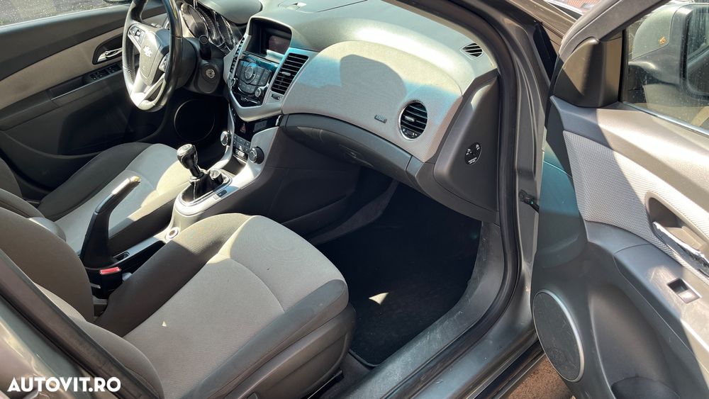 Chevrolet Cruze 2.0 LT G5 - 15
