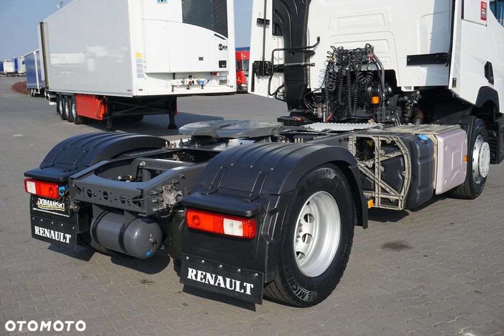 Renault T 460 / ACC / EURO 6 / SLEEPER CAB / RETARDER - 33