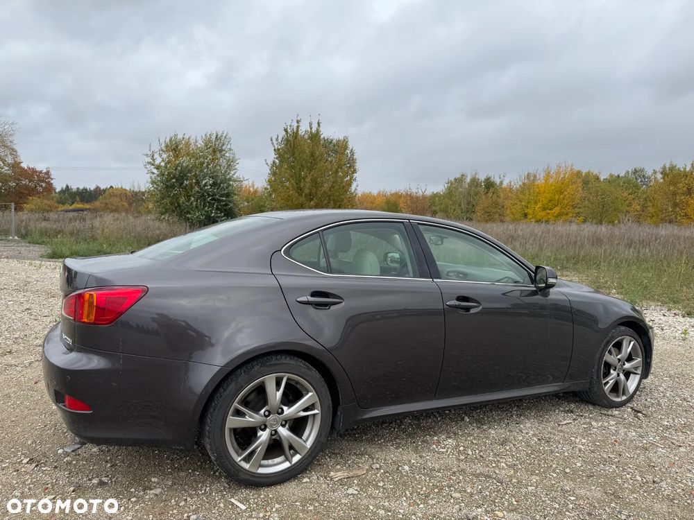 Lexus IS 220 D Prestige - 2