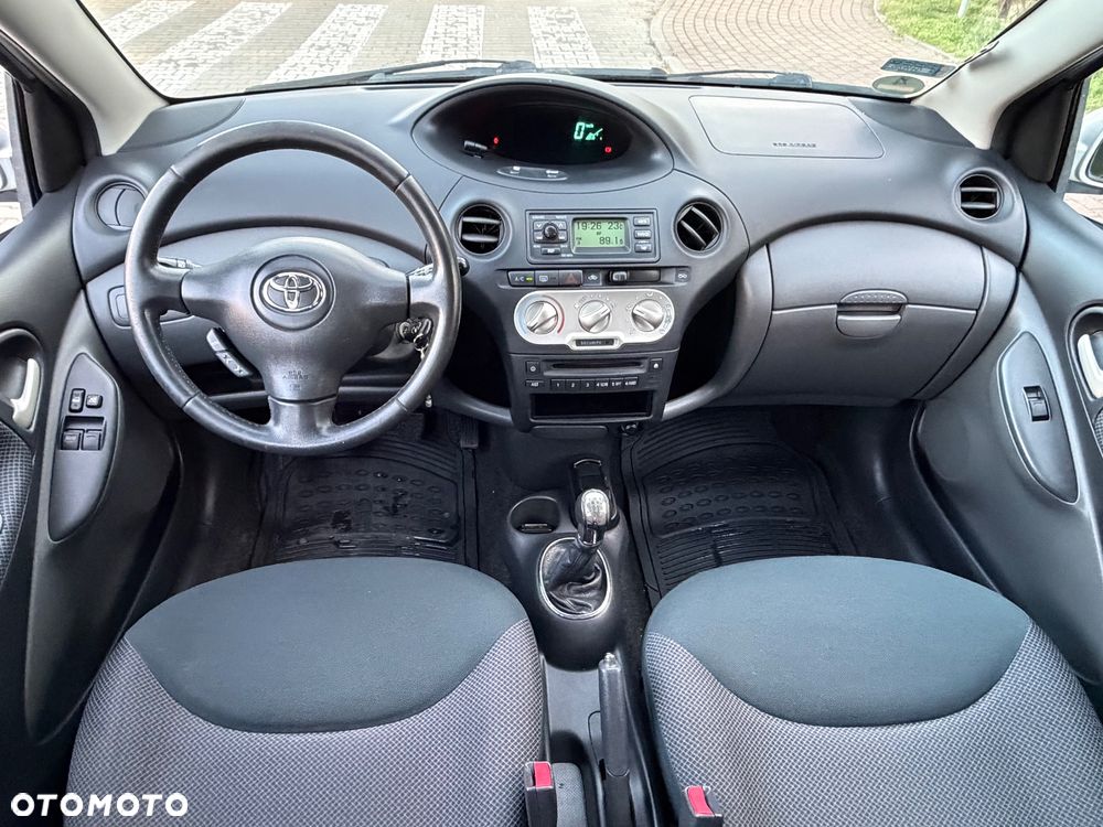 Toyota Yaris 1.4 D-4D Terra - 18