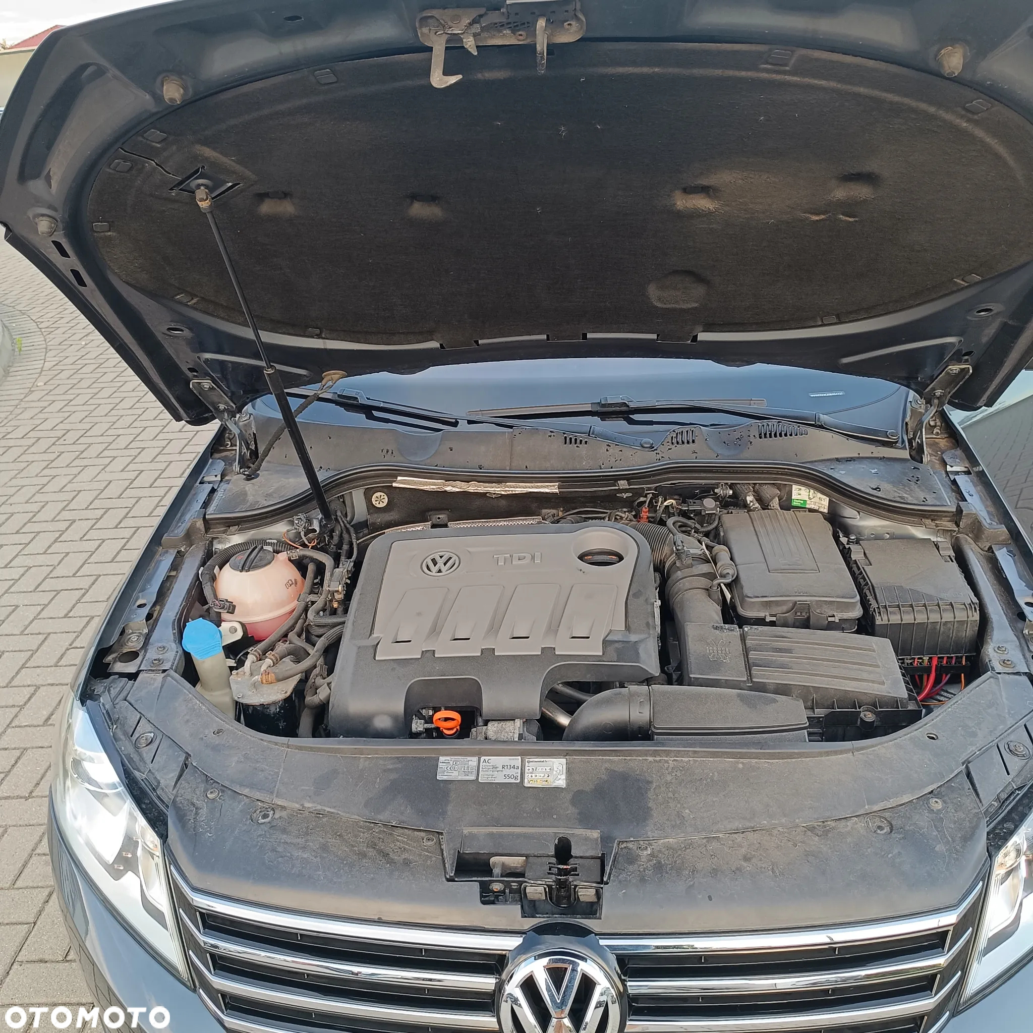 Volkswagen Passat 2.0 TDI Highline - 17