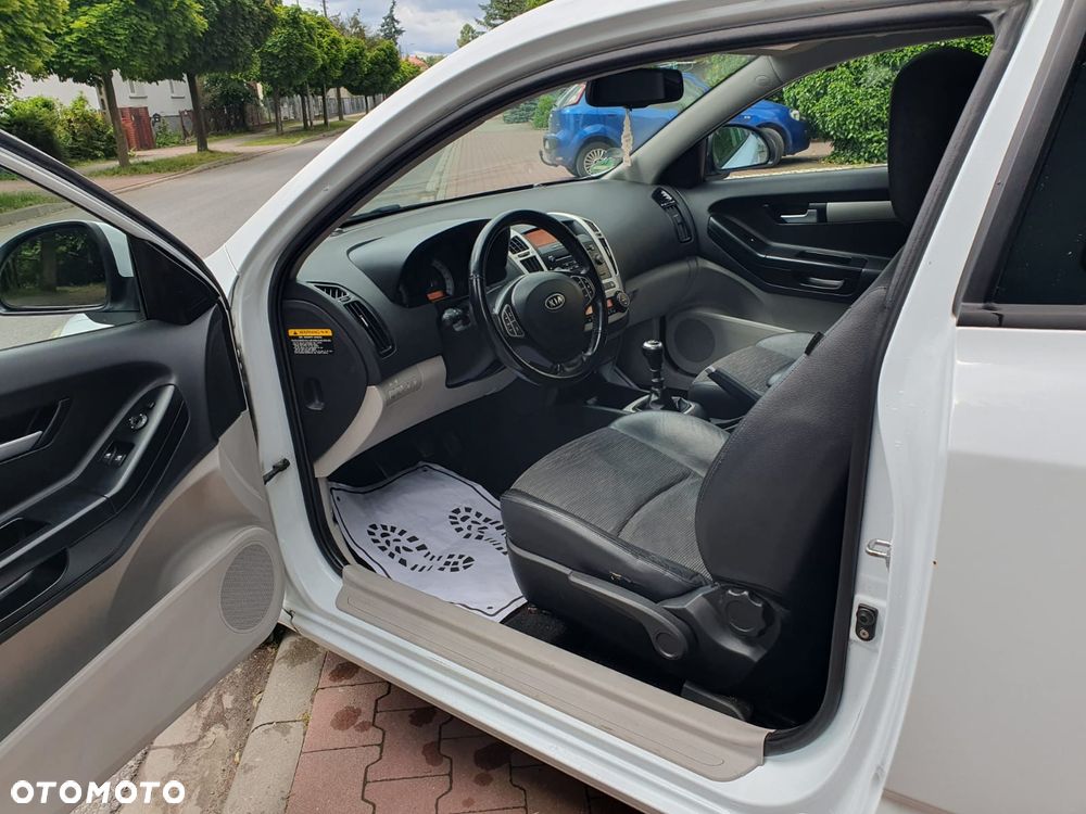 Kia ProCeed 1.6 CVVT LX - 7