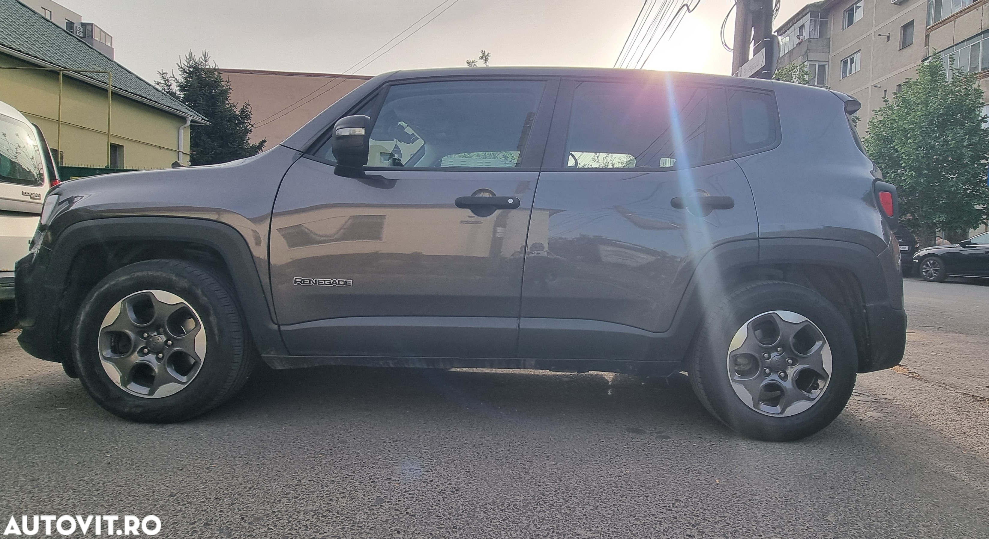 Jeep Renegade 1.0 Turbo 4x2 M6 Sport - 11
