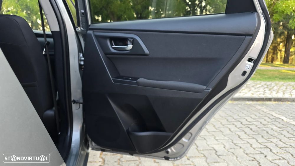 Toyota Auris 1.2T Comfort+Pack Techno +P.Sport — fotografia 54