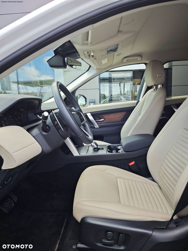 Land Rover Discovery Sport - 2
