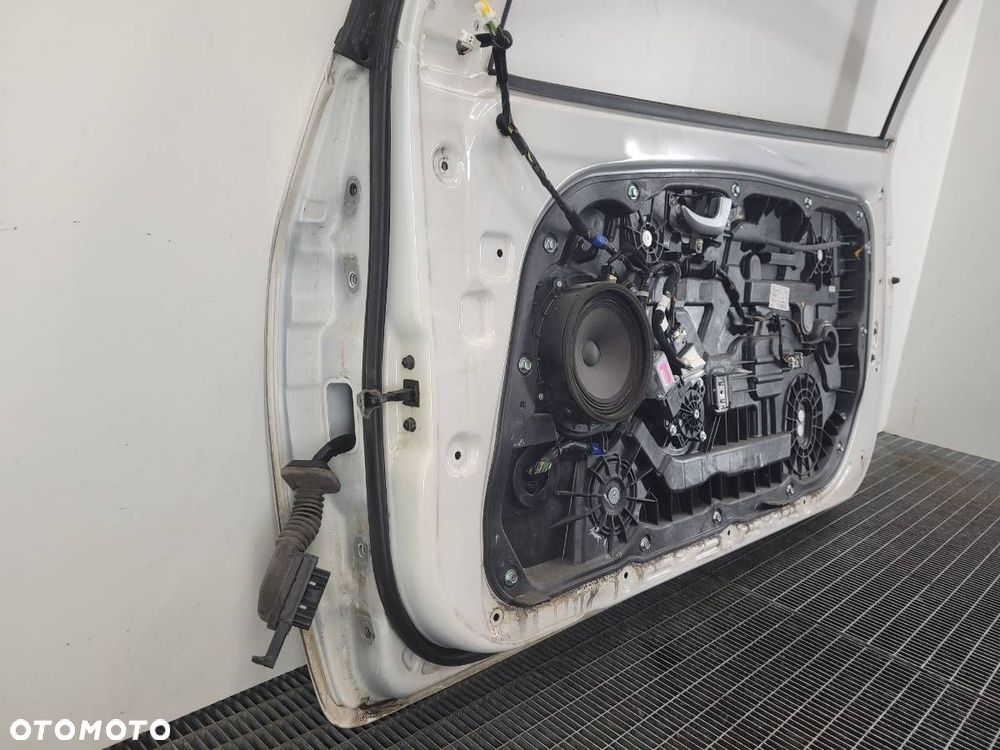 DRZWI PRZÓD PRAWE HYUNDAI I30 II COUPE 3D EUROPA  2013 - 13