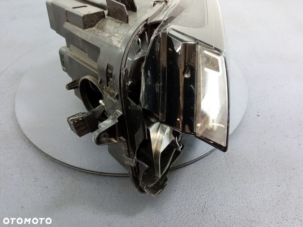 TIGUAN II LIFT REFLEKTOR LEWY IQ LIGHT 5NB941081G - 10