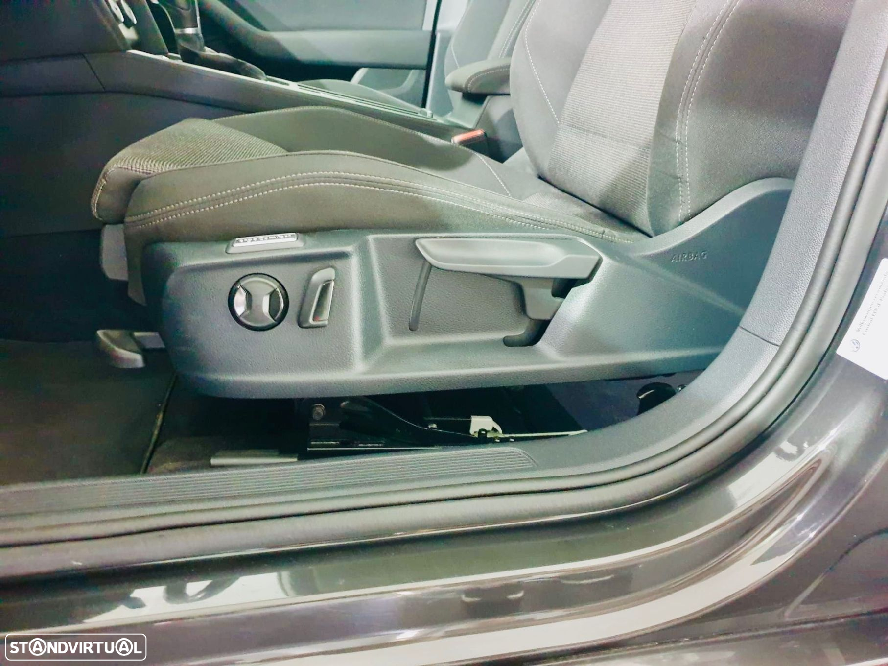 VW Passat - 17